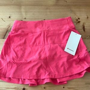 NWT- Pace Rival Mid-Rise Skirt long by Lululemon